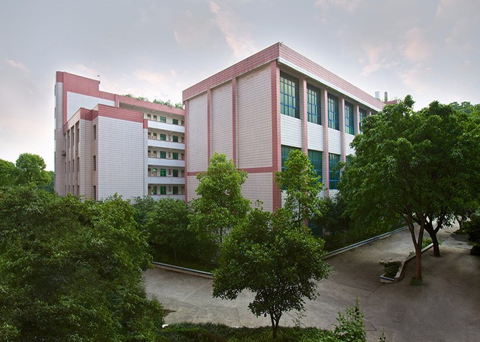重慶南丁衛(wèi)生職業(yè)學(xué)校 重慶南丁衛(wèi)生職業(yè)學(xué)校