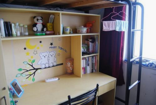 重慶市蜀都職業(yè)技術學校寢室環(huán)境、宿舍圖片