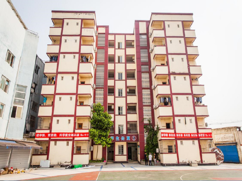 重慶建筑高級(jí)技工學(xué)校 重慶建筑高級(jí)技工學(xué)校