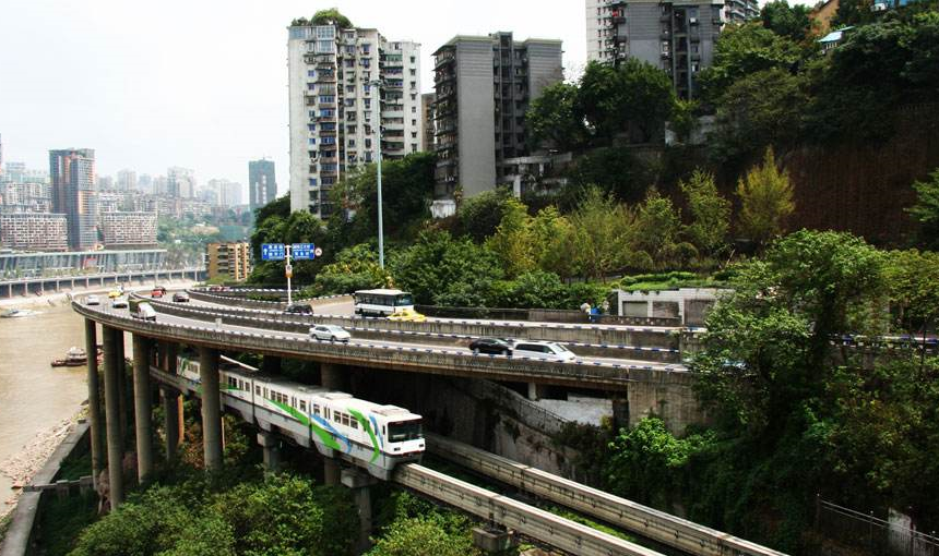 重慶輕軌學(xué)校的軌道交通專業(yè)好嗎?