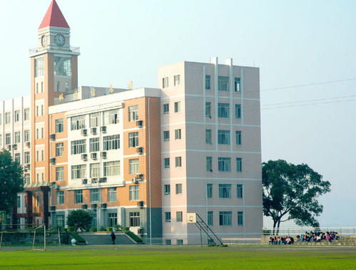 重慶航天職業(yè)技術(shù)學(xué)院